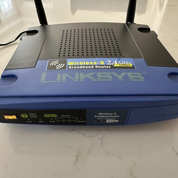 Linksys Wireless-G Broadband Router WRT54GL - Picture 1 of 11